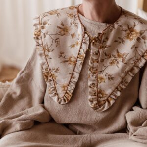 Kołnierzyk damski z falbanką w kwiatuszki sara honey