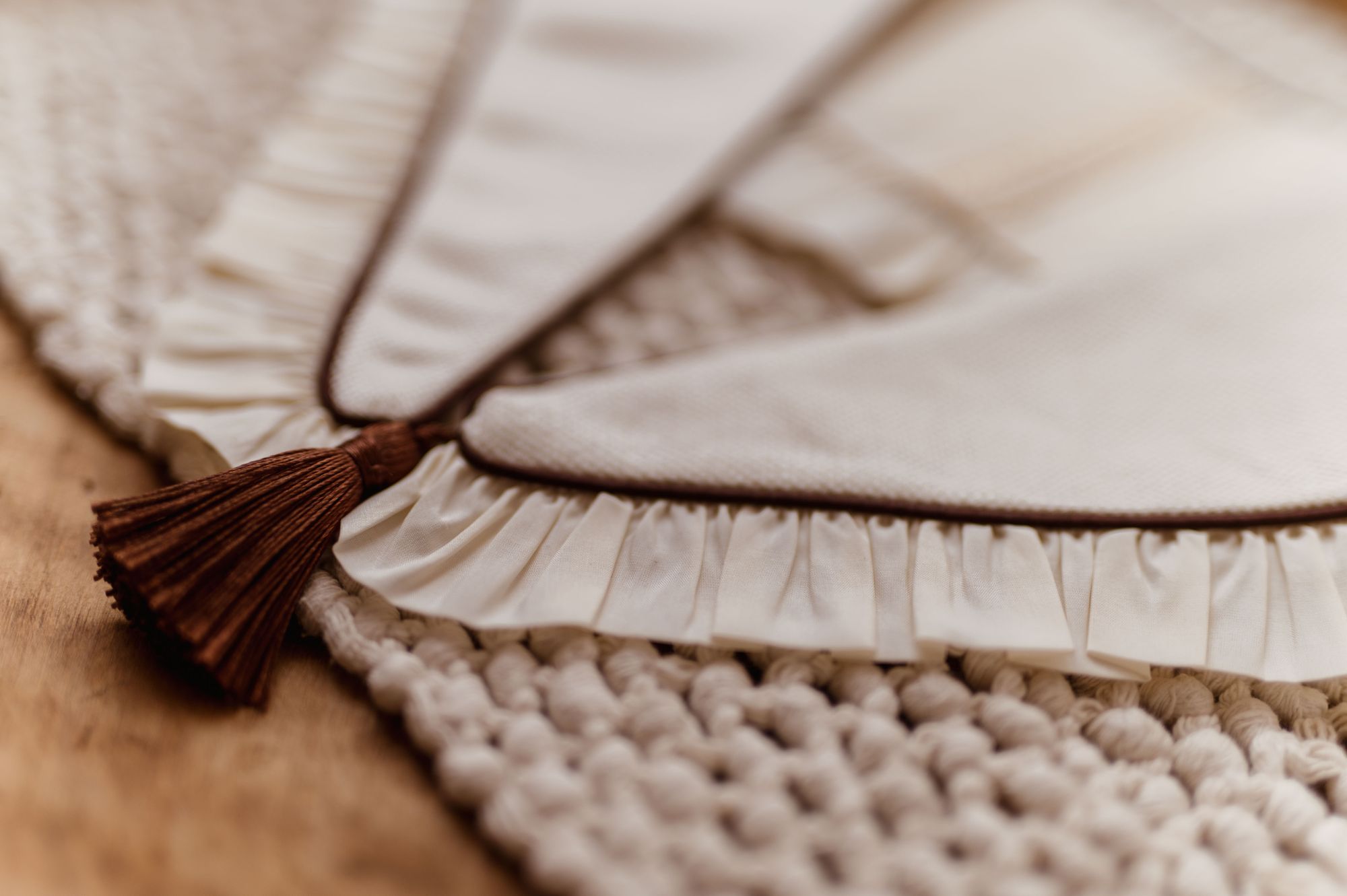 Kołnierzyk retro biały dla dziewczynki lniany anielka milk