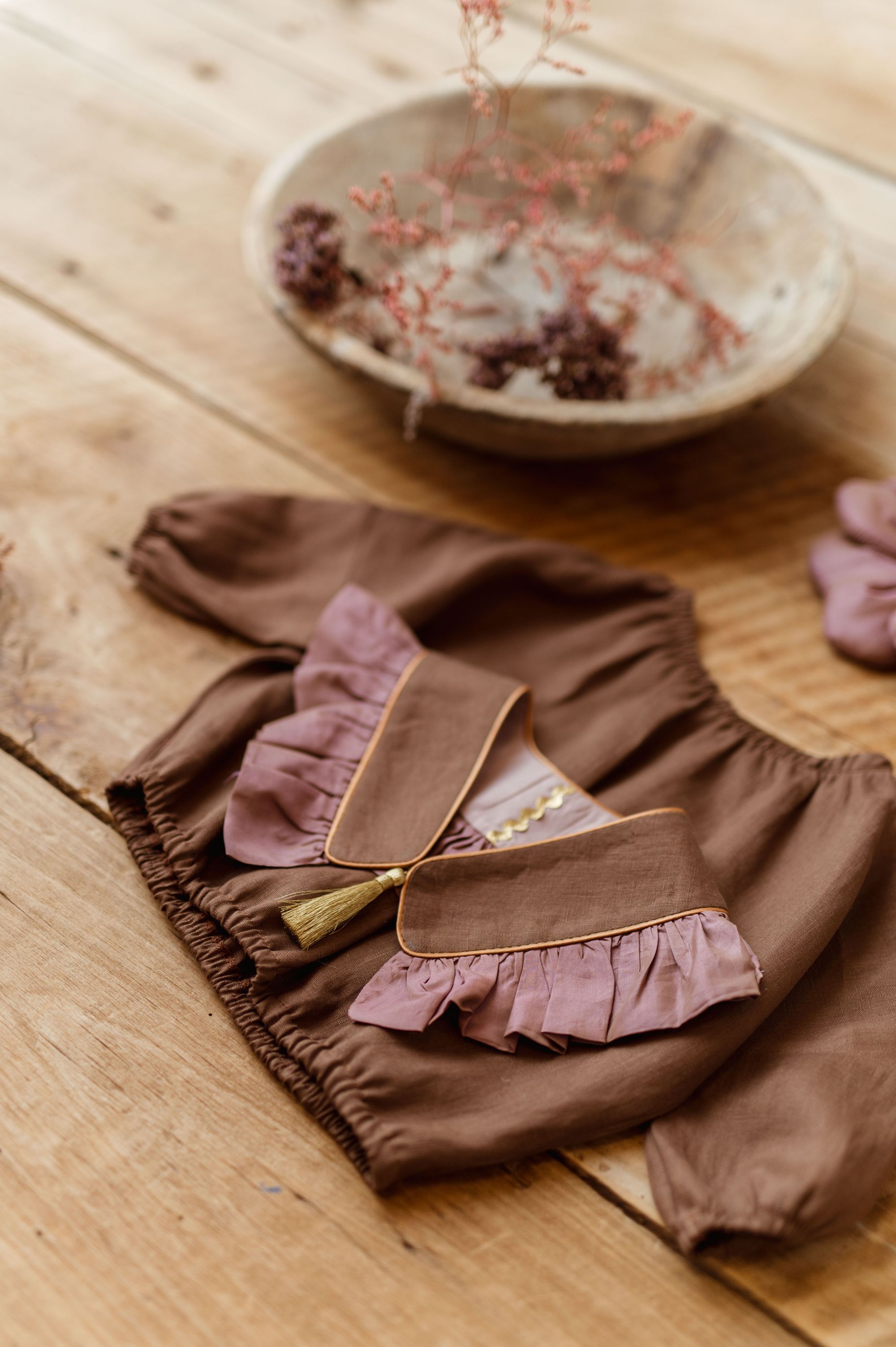 Kołnierzyk retro damski lniany z falbanką coco rose