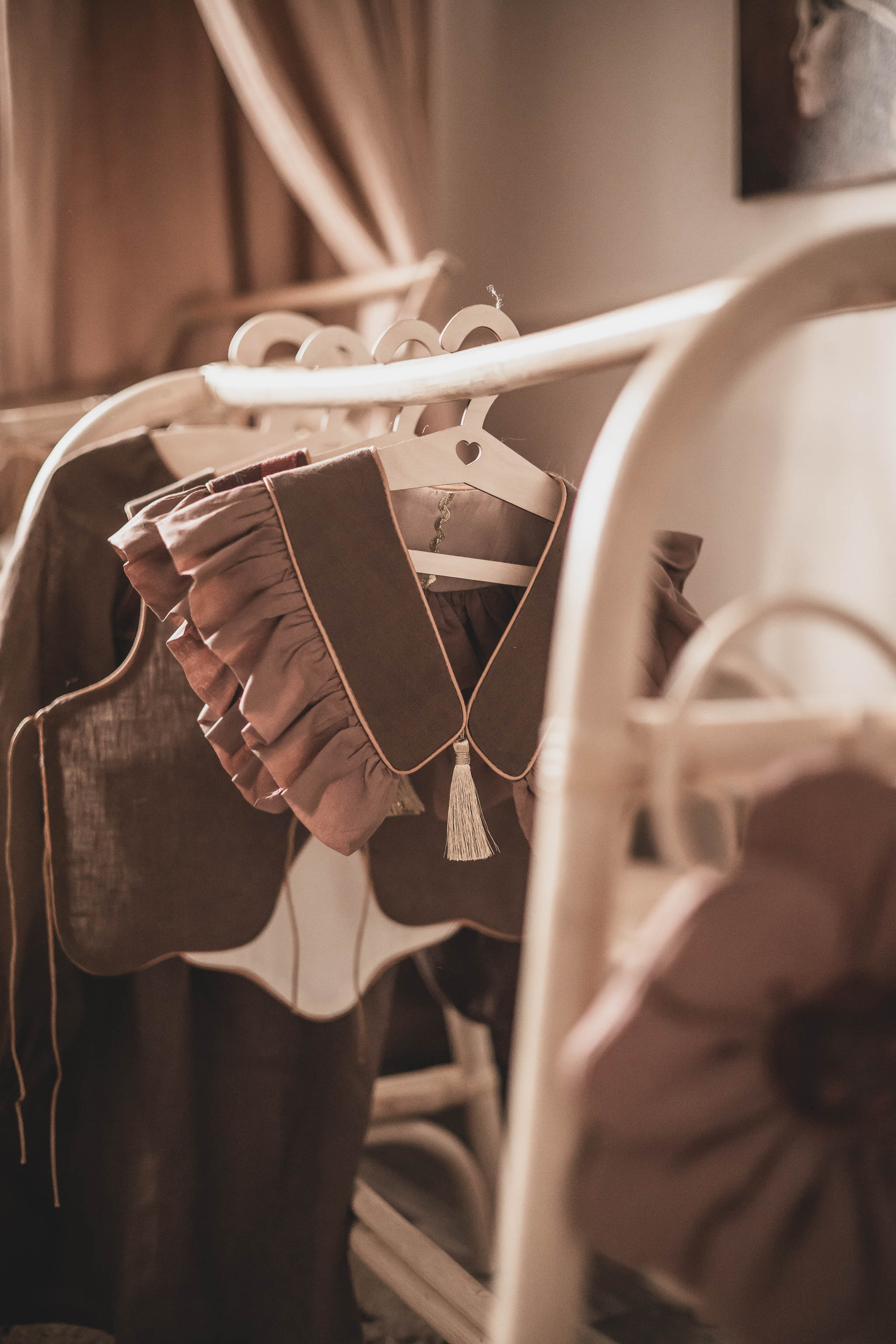 Kołnierzyk retro damski lniany z falbanką coco rose