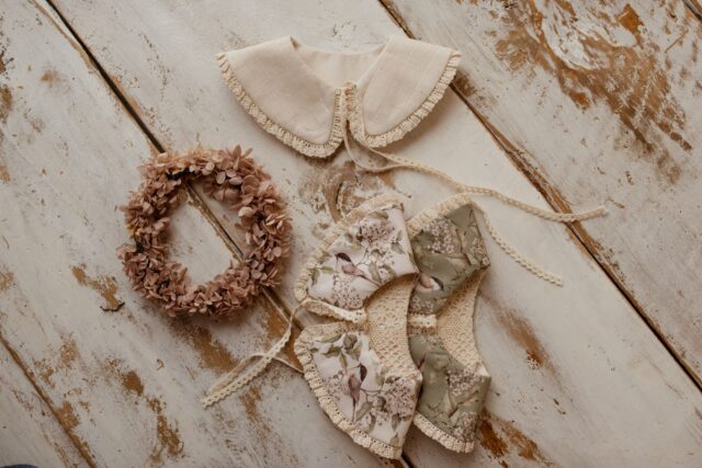 Kołnierzyk retro z koronką damski Hania wróbelki natural