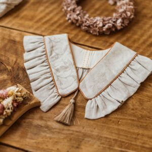 Kołnierzyk vintage lniany żakard w kwiatuszki dla dziecka Antonina