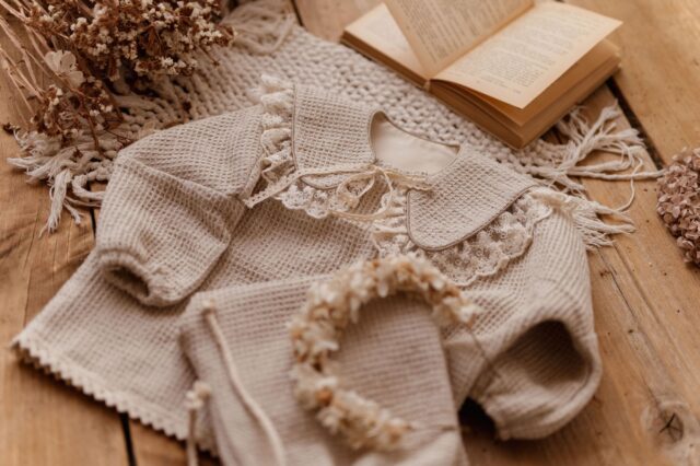 Kołnierzyk dla dzieci lniany z falbanką zoja wafel