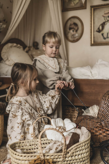 Kołnierzyk retro z falbanką w kwiatki damski tiul Antonina