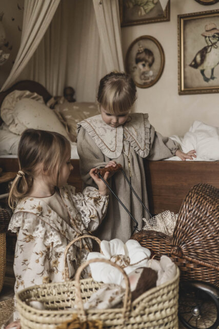 Kołnierzyk retro z falbanką w kwiatki damski tiul Antonina