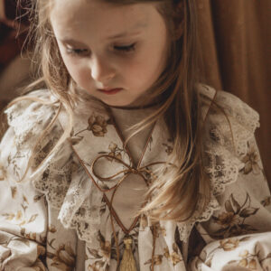 Kołnierzyk retro z falbanką w kwiatki damski tiul Antonina