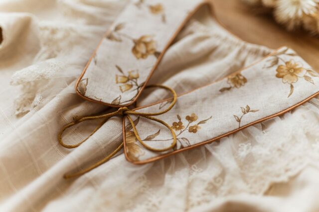 Kołnierzyk retro z falbanką w kwiatki damski tiul Antonina