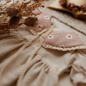 Kołnierzyk w kwiatuszki dla dziewczynki z koronką bawełniany Hania uśmiechnij się