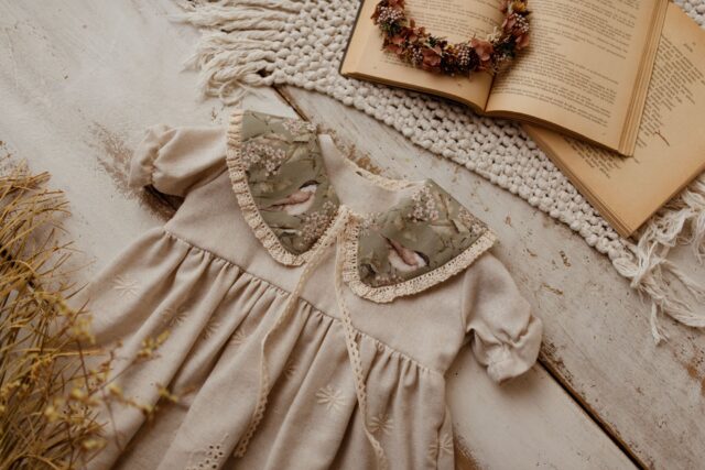 Kołnierzyk z koronką bawełniany retro damski Hania wróbelki oliwka