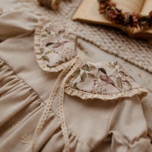 Kołnierzyk z koronką dla dziewczynki bawełniany Hania wróbelki natural