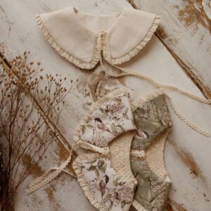 Kołnierzyk z koronką dla dziecka bawełniany Hania wróbelki oliwka