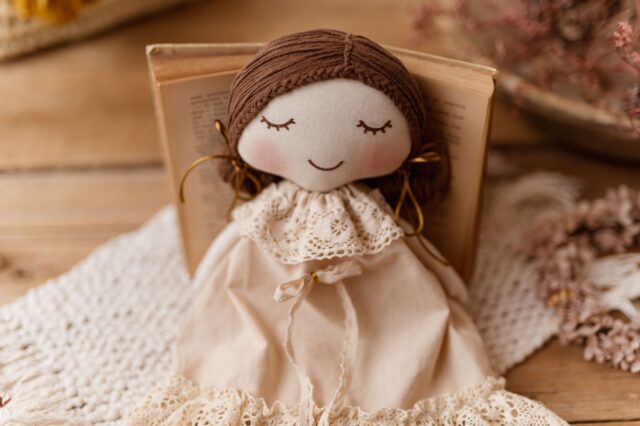 Lalka bawełniana przytulanka retro koronka Marysia natural