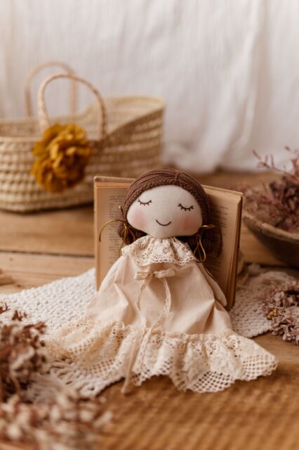Lalka bawełniana przytulanka retro koronka Marysia natural