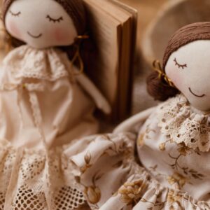 Lalka bawełniana przytulanka retro koronka Marysia natural