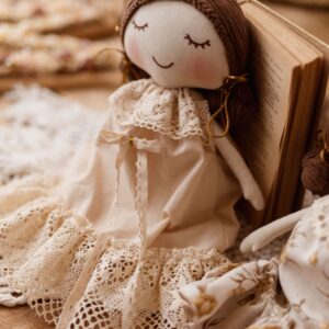 Lalka bawełniana przytulanka retro koronka Marysia natural