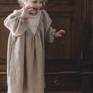 Lniana sukienka retro dla dziewczynki premium  Marysia krepa