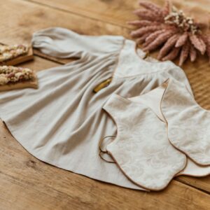 Lniana sukienka retrodla dziewczynki 5-10 lat Marysia rokoko