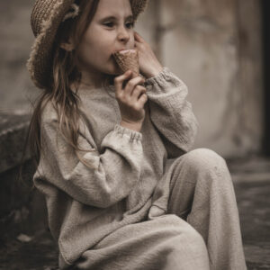 Lniane spodnie palazzo z koronką retro dla dziewczynki szara glina