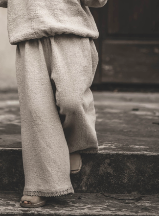 Lniane spodnie palazzo z koronką retro dla dziewczynki szara glina