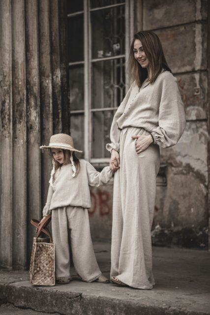 Lniane spodnie palazzo z koronką retro dla dziewczynki szara glina