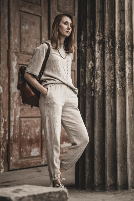 Lniany t-shirt damski premium szara glina