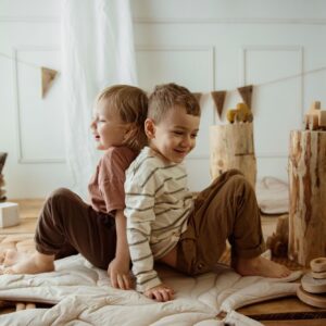 Mata liść beżowa dla dzieci do zabawy