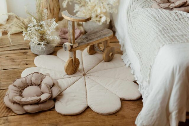 Mata podłogowa kwiat dla dzieci do zabawy natural