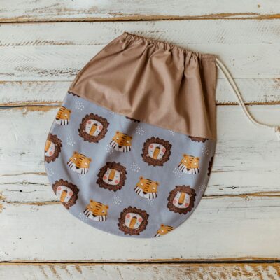 Niebieski worek na buty do przedszkola lwy