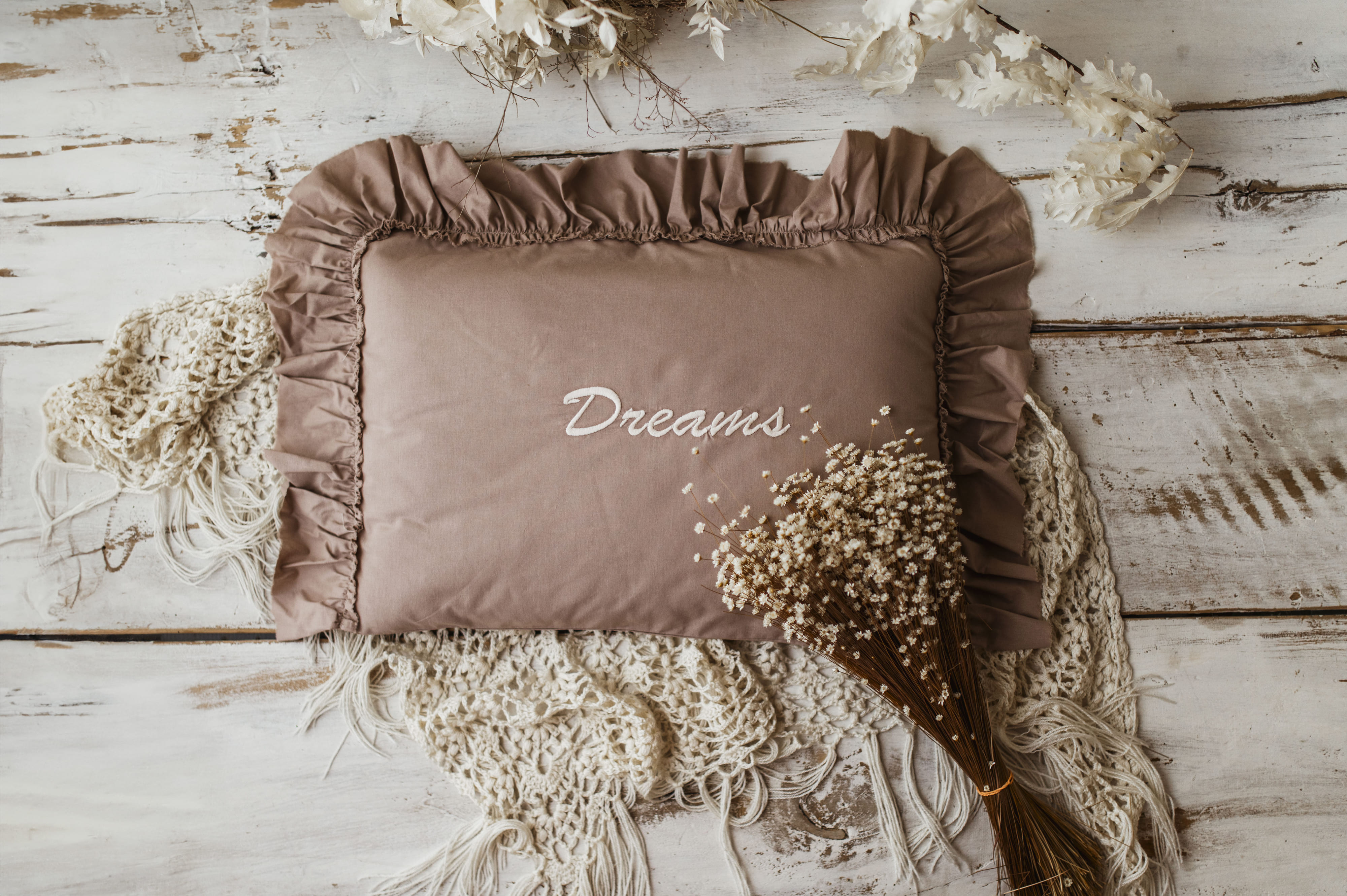 Personalizowana poszewka na poduszkę boho beż imię dziecka haft