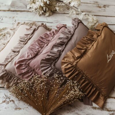 Personalizowana poszewka na poduszkę latte 60×40cm haft