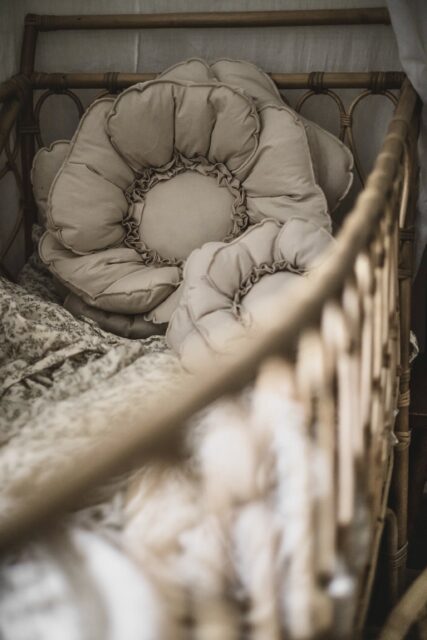 Poduszka bawełniana dekoracyjna kwiat natural rozmiar 40