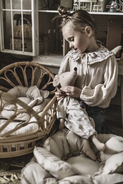 Poduszka bawełniana dekoracyjna kwiat natural rozmiar 40