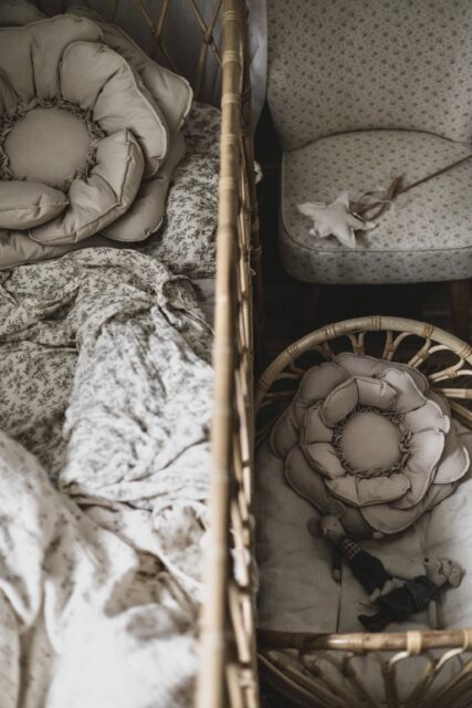 Poduszka bawełniana dekoracyjna kwiat natural rozmiar 40