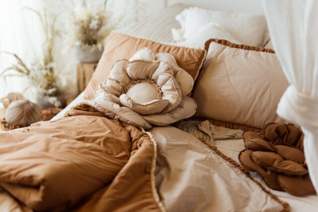 Poduszka dekoracyjna kwiat natural rozmiar 30