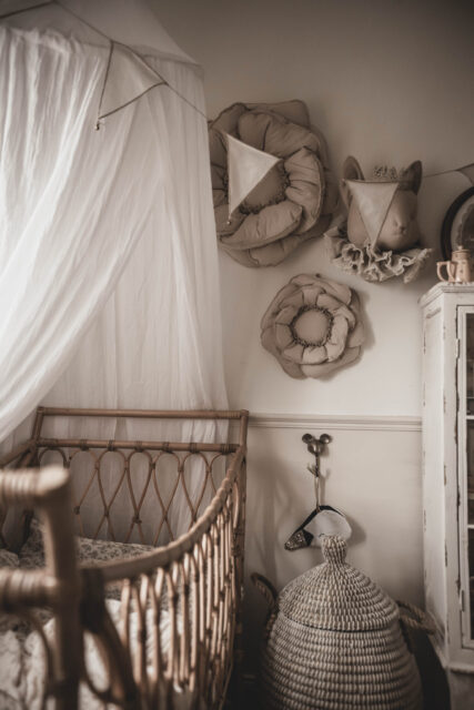 Poduszka kwiat boho beż 30×30