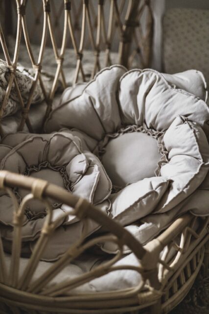 Poduszka kwiat boho beż 30×30