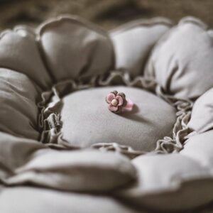 Poduszka kwiat boho beż 30×30