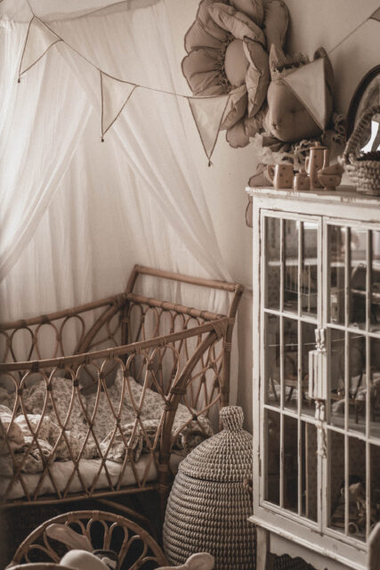 Poduszka kwiat boho beż 30×30