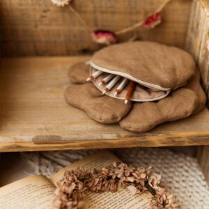 Retro beżowa lniana torebka kwiatuszek dla dziewczynki taupe