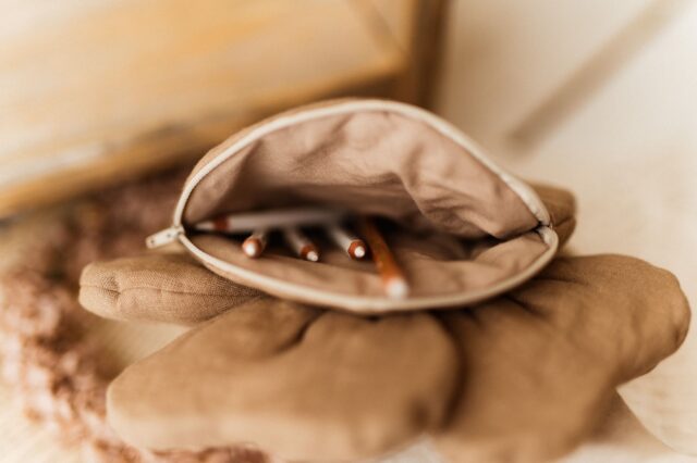 Retro beżowa lniana torebka kwiatuszek dla dziewczynki taupe