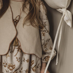 Retro kamizelka lniana dla dla dziecka vanila