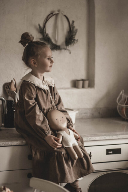 Retro kołnierzyk dla dziewczynki lniany z koronką naturalna kratka zoja