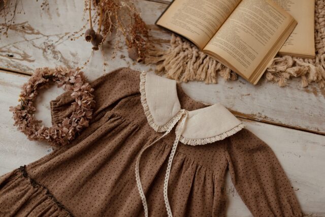 Retro kołnierzyk dla dziewczynki lniany z koronką naturalna kratka zoja