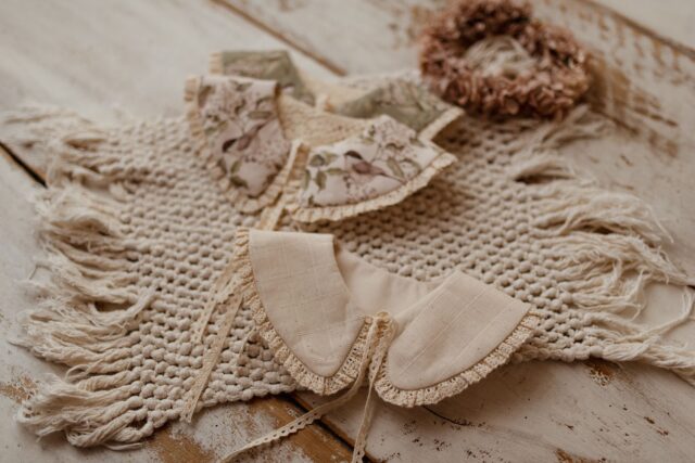 Retro kołnierzyk dla dziewczynki lniany z koronką naturalna kratka zoja