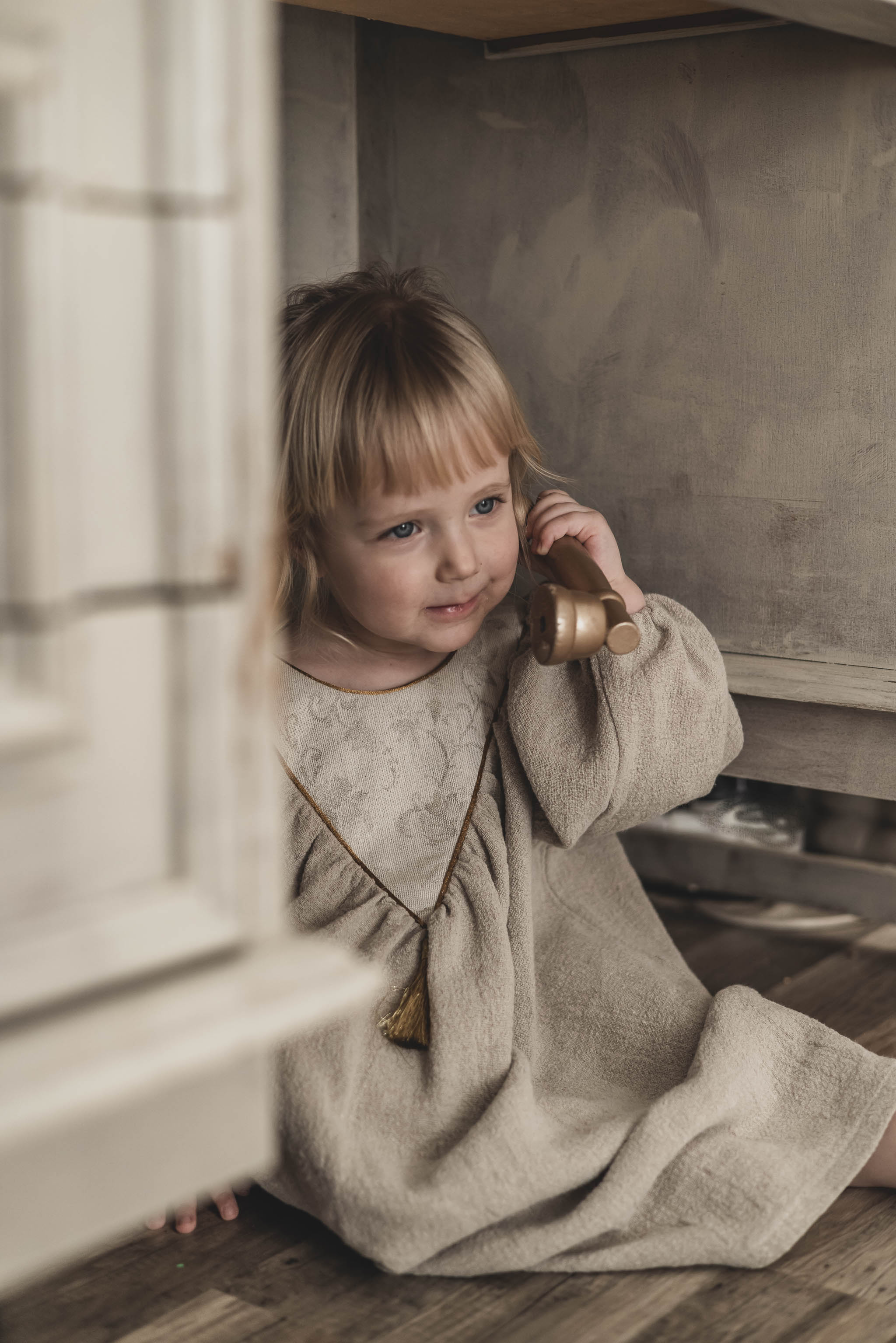 Retro sukienka lniana 5-10 lat Marysia krepa