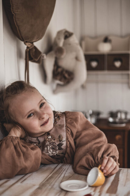 Retro sukienka lniana beżowa damska Marysia kokos