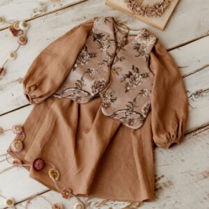 Retro sukienka lniana beżowa damska Marysia kokos