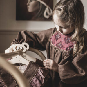 Retro sukienka lniana brązowa dla dziewczynki   blanka rose