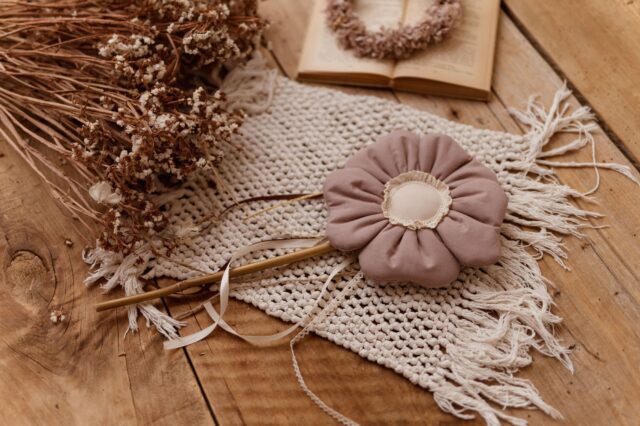 Różdżka dla dziewczynki różowy kwiatek retro dekoracja