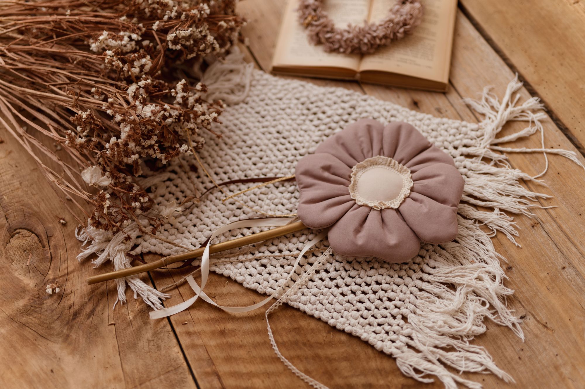 Różdżka dla dziewczynki różowy kwiatek retro dekoracja